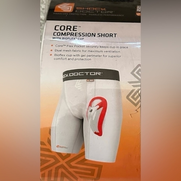 New Shock Doctor Compression Athletic Shorts Protective Cup White Boys Shorts - Picture 3 of 4